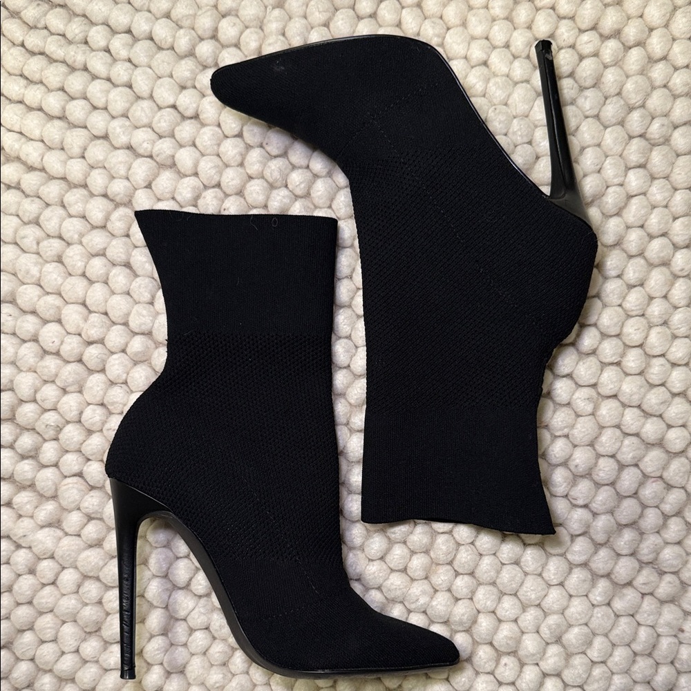 Steve Madden Ankle Sock Heeled Boots | Size 9